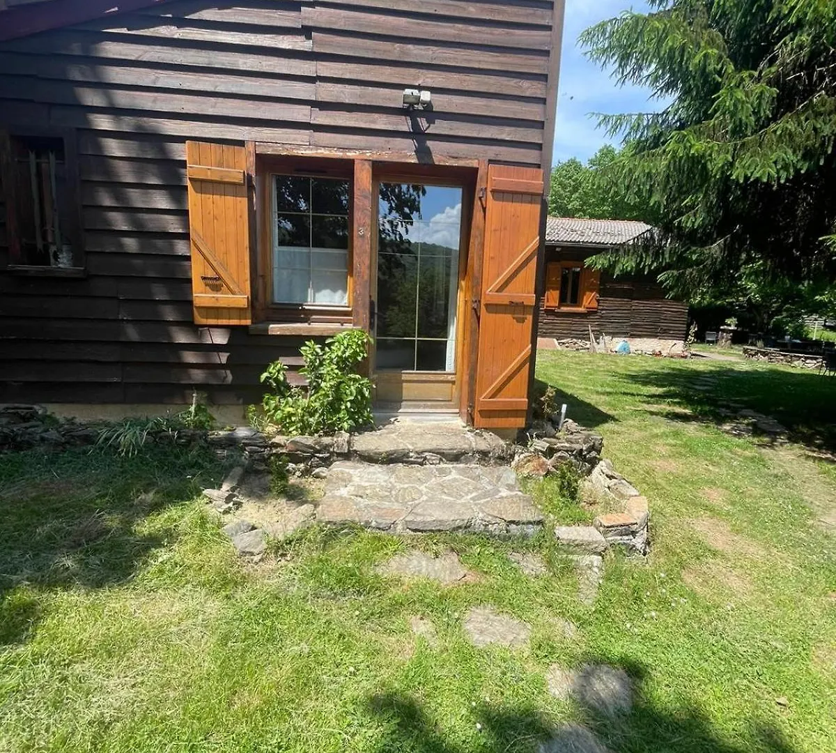 ** Hotel Auberge Les Myrtilles Le Bosc  France
